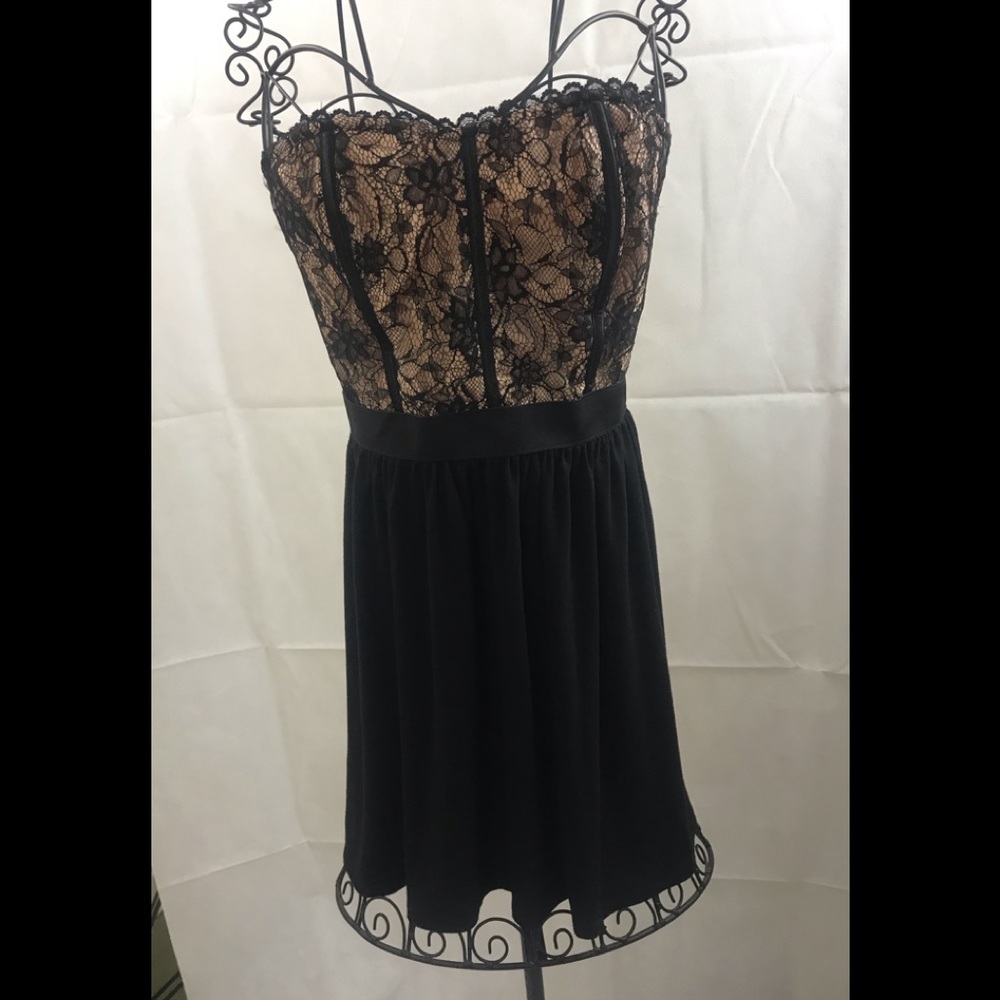 Elle Dress | Strapless Dress | Dress | Size 10